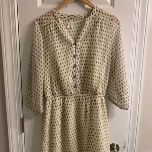 Light long sleeve dress